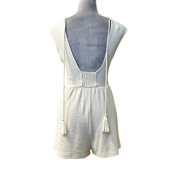 ZARA Short Jumpsuit Womens Small White Textured Insert Lace Sleeveless Backless - Picture 2 of 6